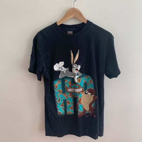 Harley-Davidson Tops - 1990 vintage Harley Davidson looney toons shirt